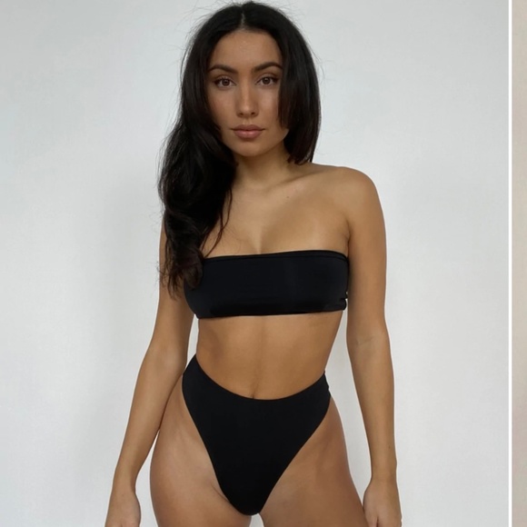 Four three seven Other - 437 Aubrey bikini in black